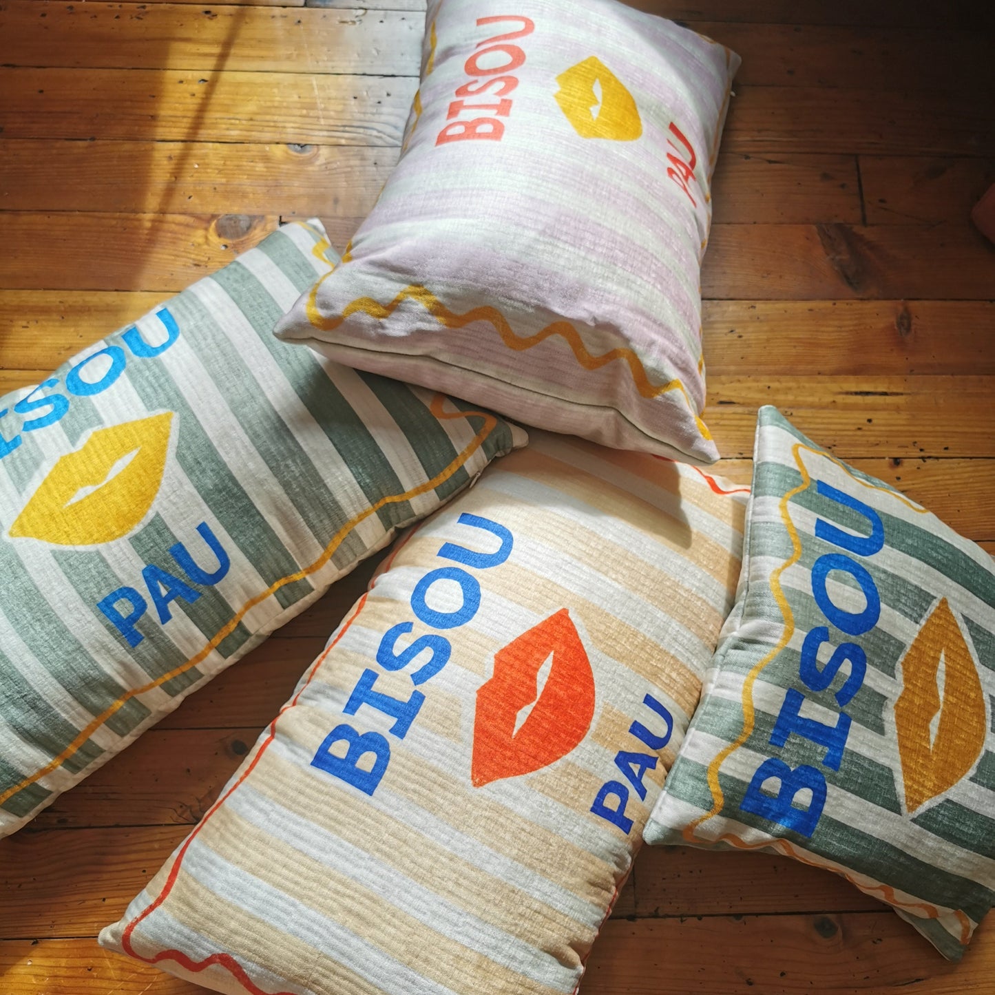 Coussin BISOU PAU