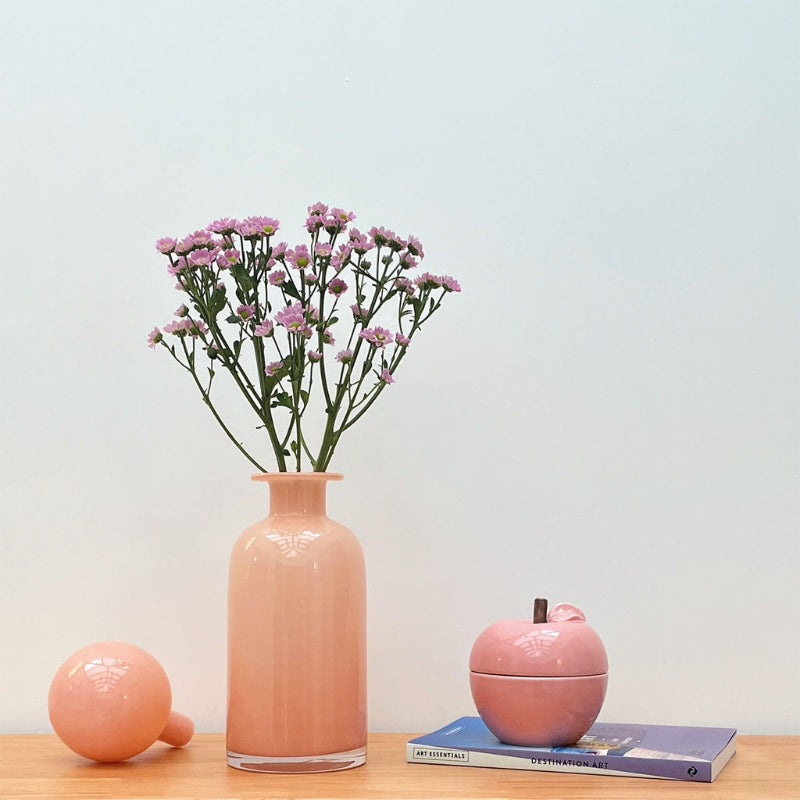 Boite POMME et vase bouteille roses, de OPJET PARIS