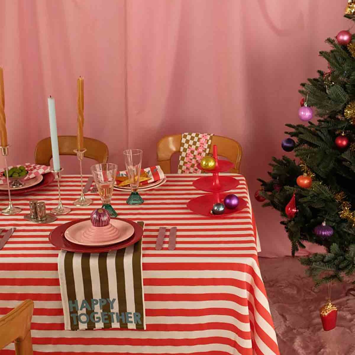 Lot de deux serviettes en coton rayées olive et blanches avec message bleu clair « HAPPY TOGETHER », Rose in April.