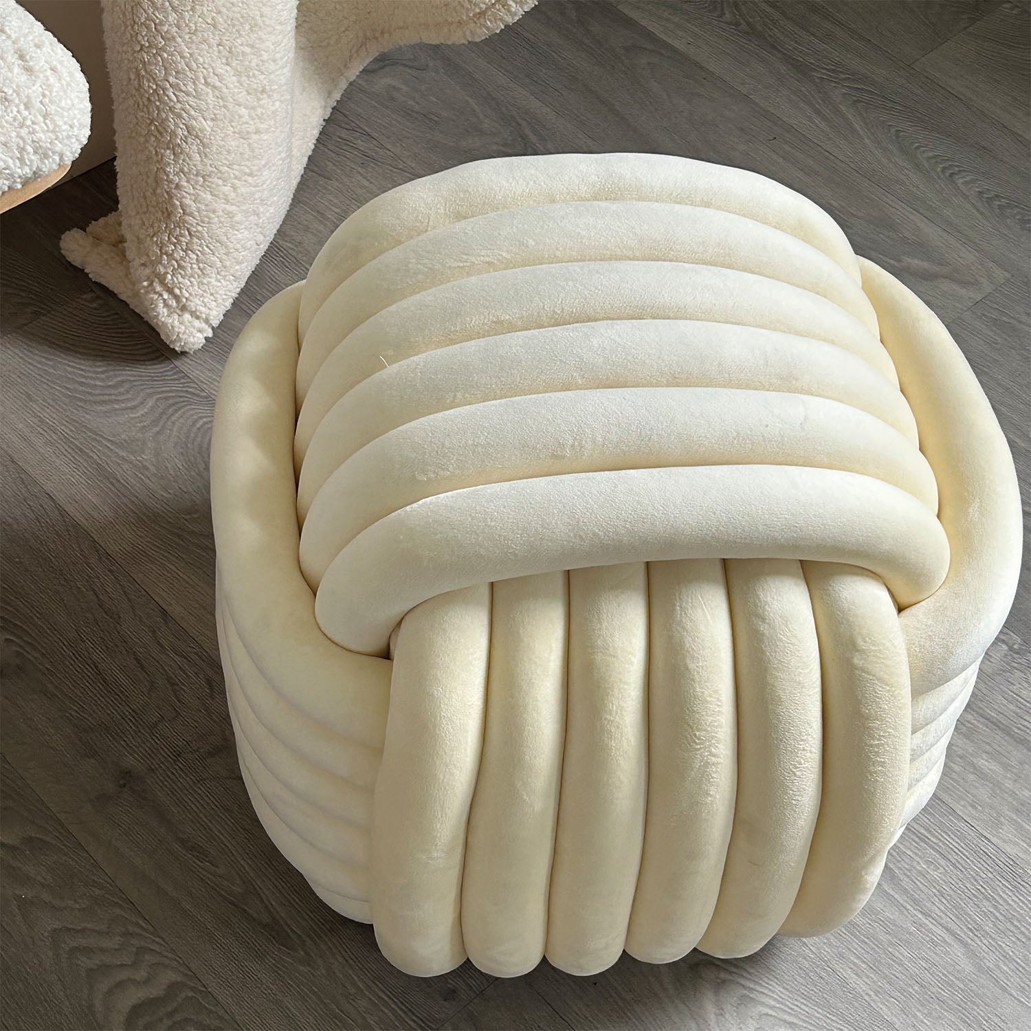 Pouf passementerie - écru