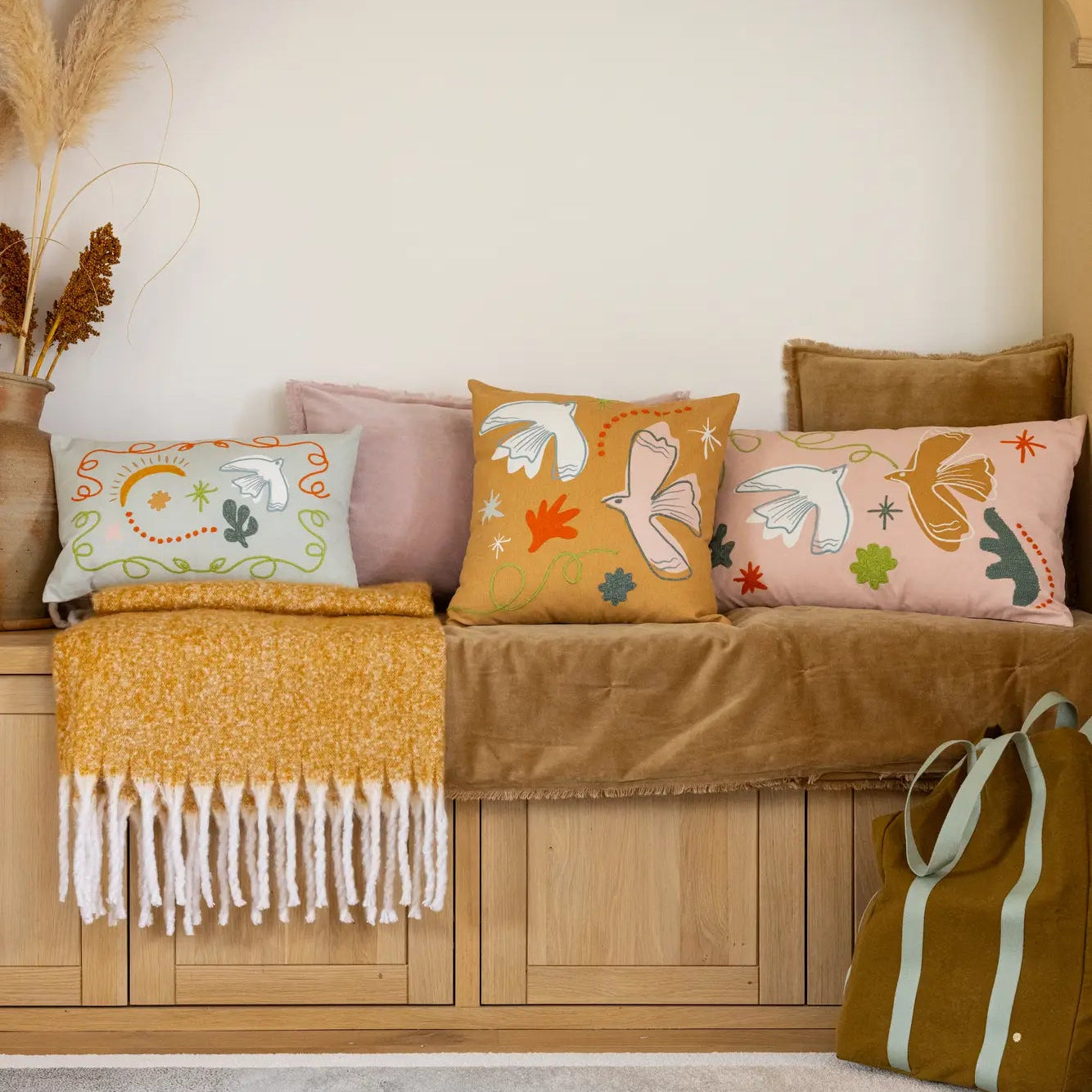 Coussin brodé Anka Ciel 30 x 50