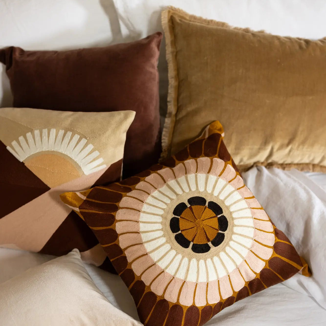 Coussin ELISE - tabac en velours