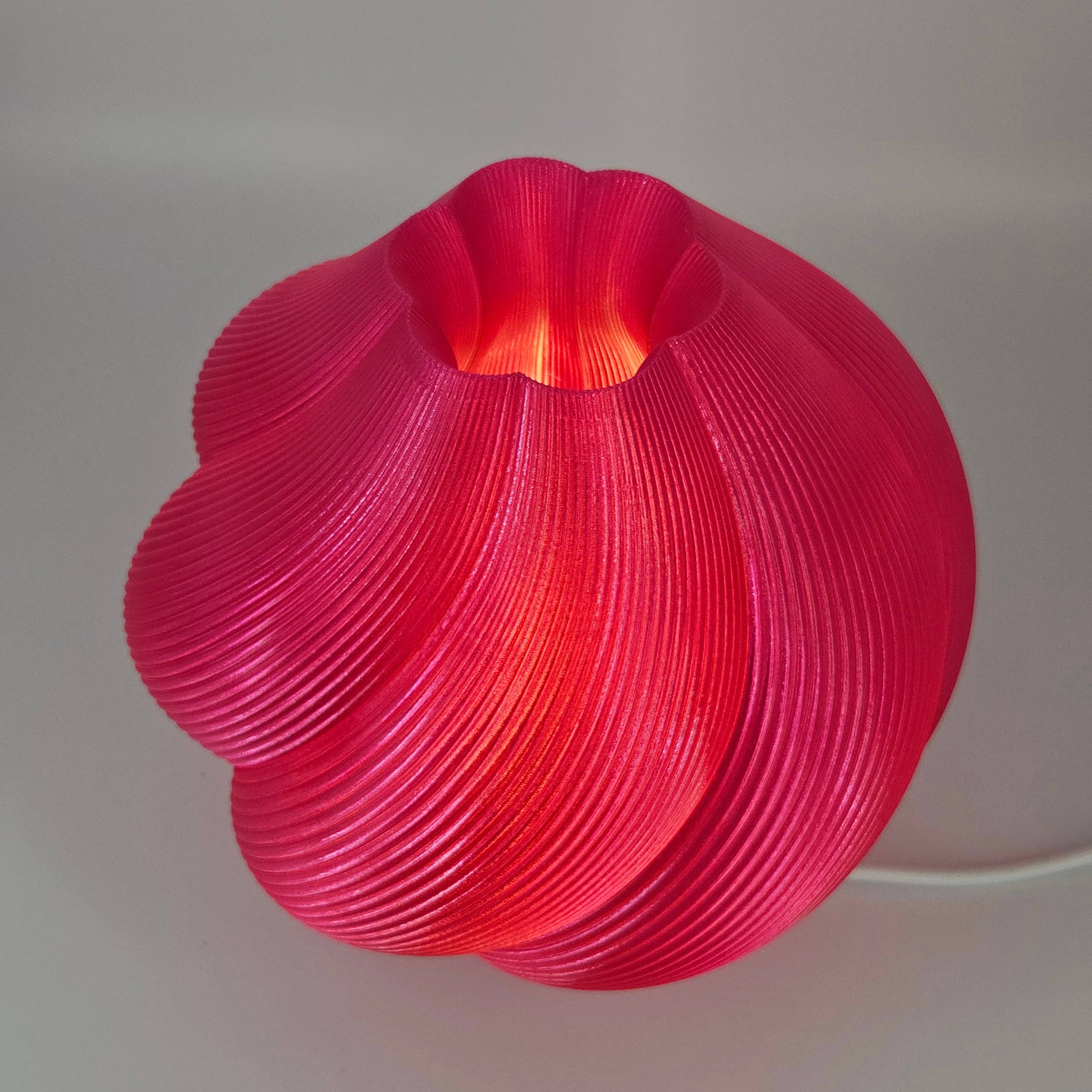 Lampe SHELL - rouge framboise