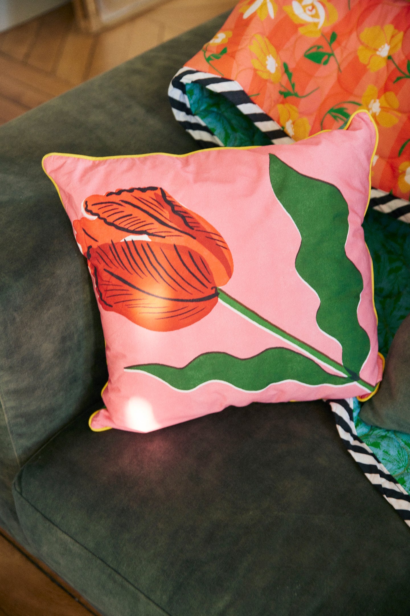 Coussin JAMES tulipe