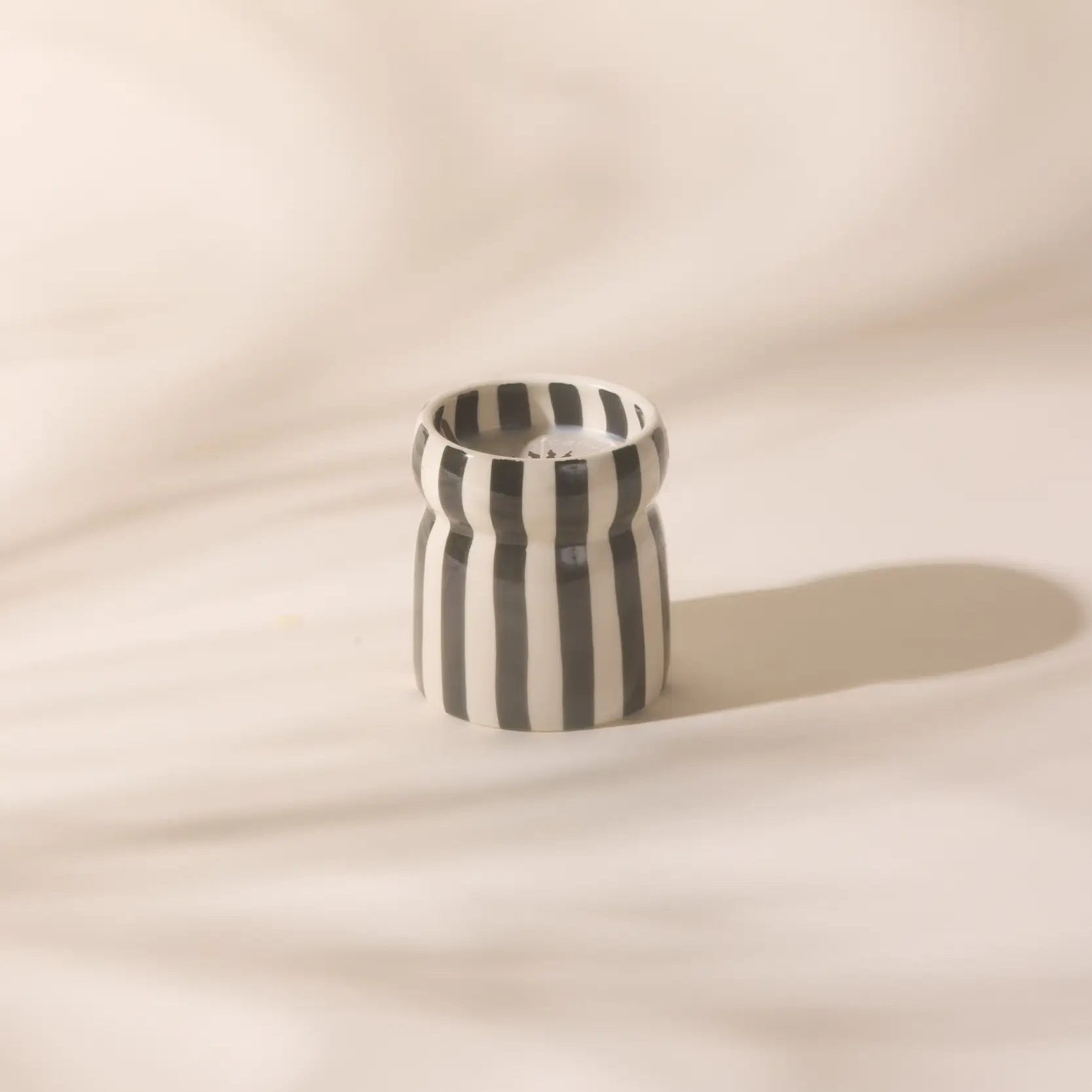 Bougie parfumée CABANA - Lava Stone