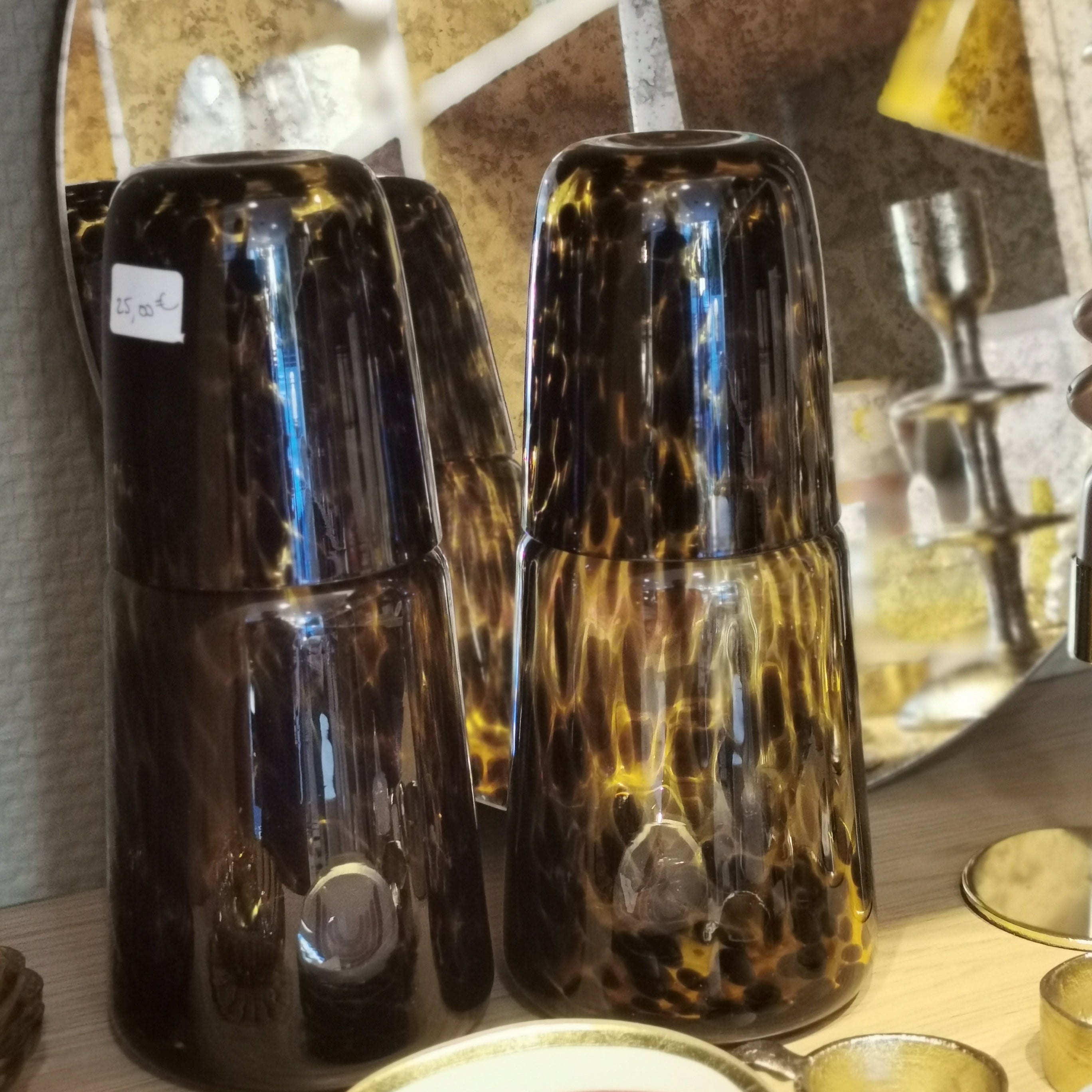 Service de nuit - léopard brun