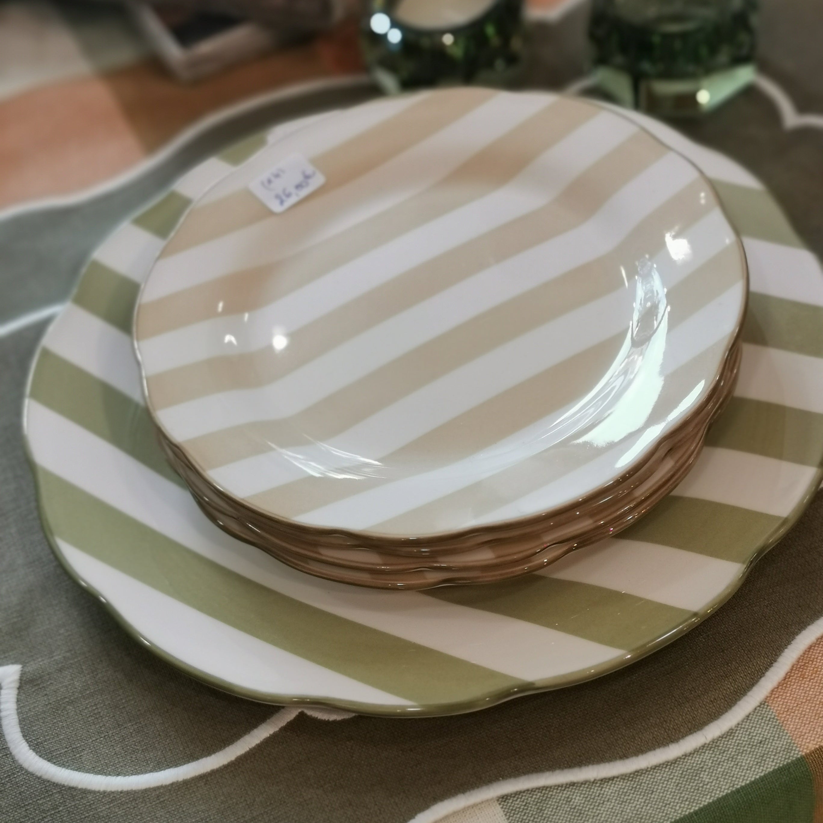 Assiettes TRATTORIA - kaki