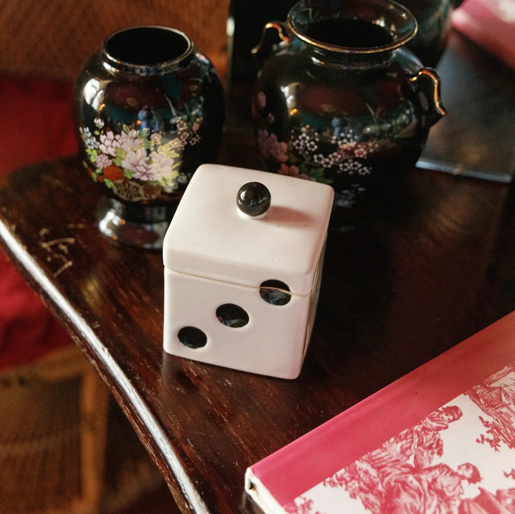 Bougie parfumée LUCKY DICE - Lava stone