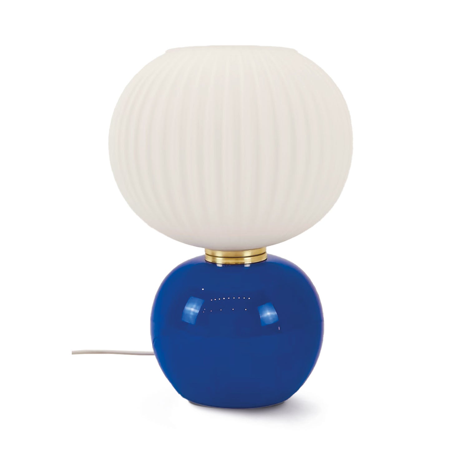 Lampe ADONIS OPJET Paris avec base en verre bleu brillant, globe blanc mat strié et anneau doré en laiton
