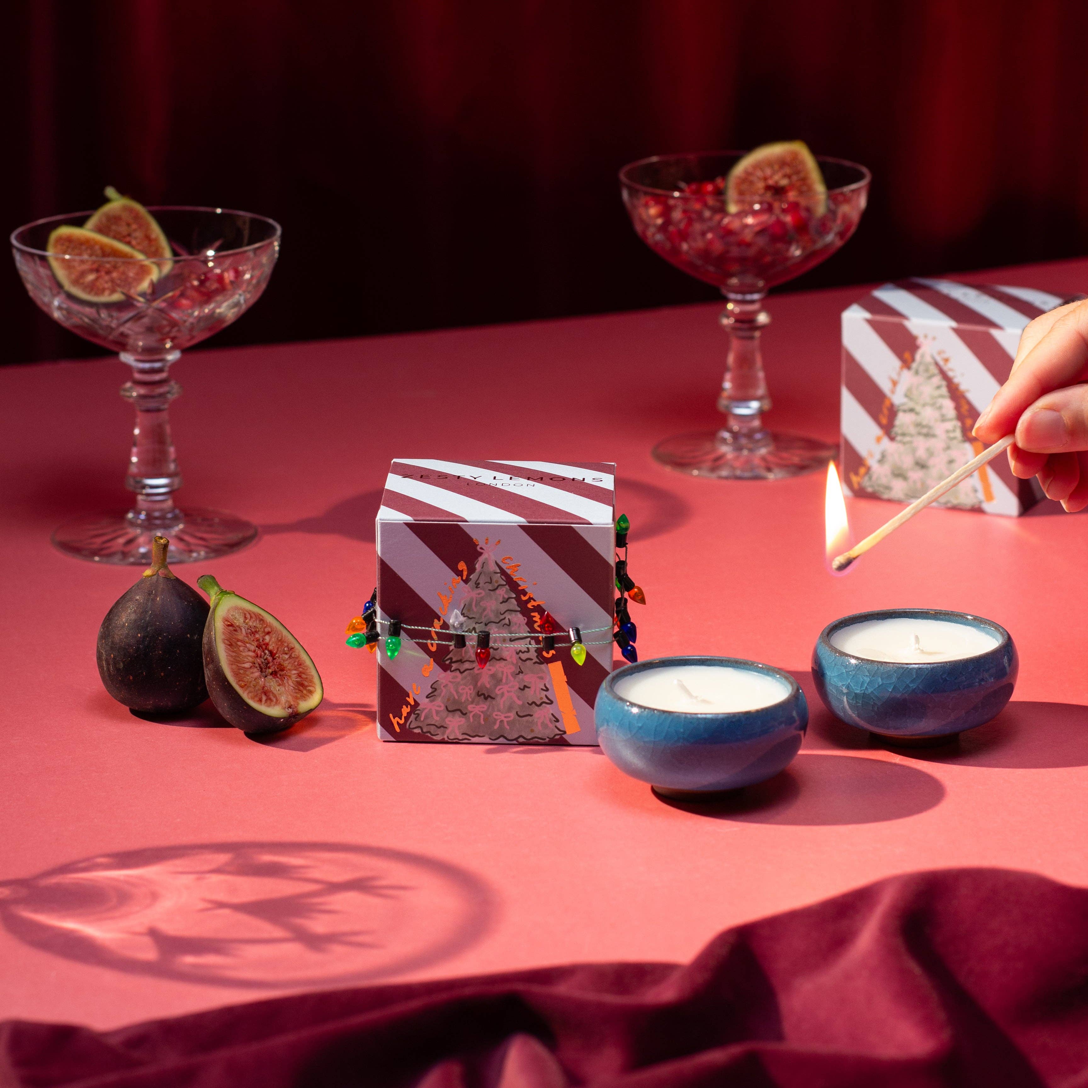 Coffret bougies chauffe-plat Cracking Christmas (Boîte de 2) - coin du feu