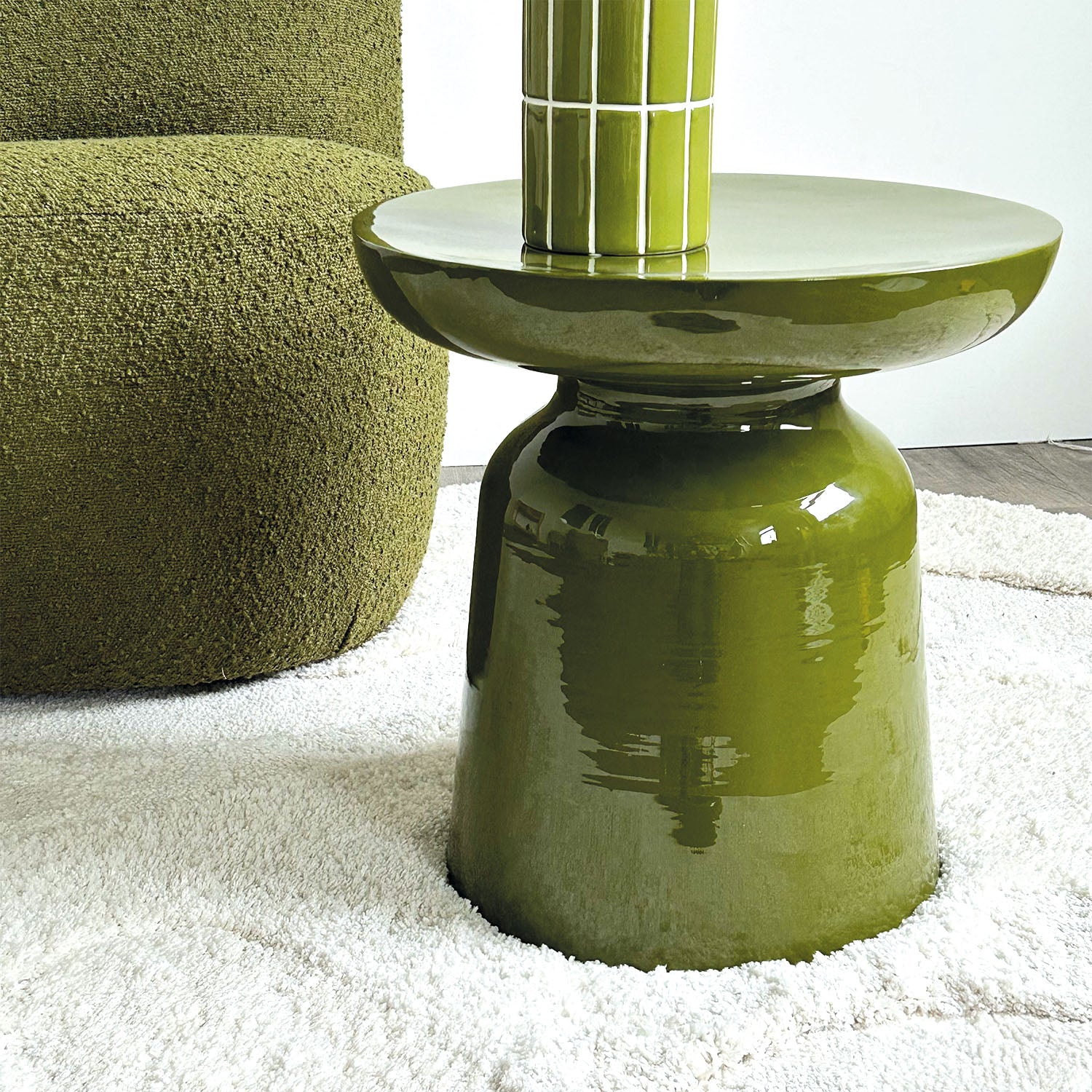 Table d'appoint / Bout de canapé BIBI - kaki