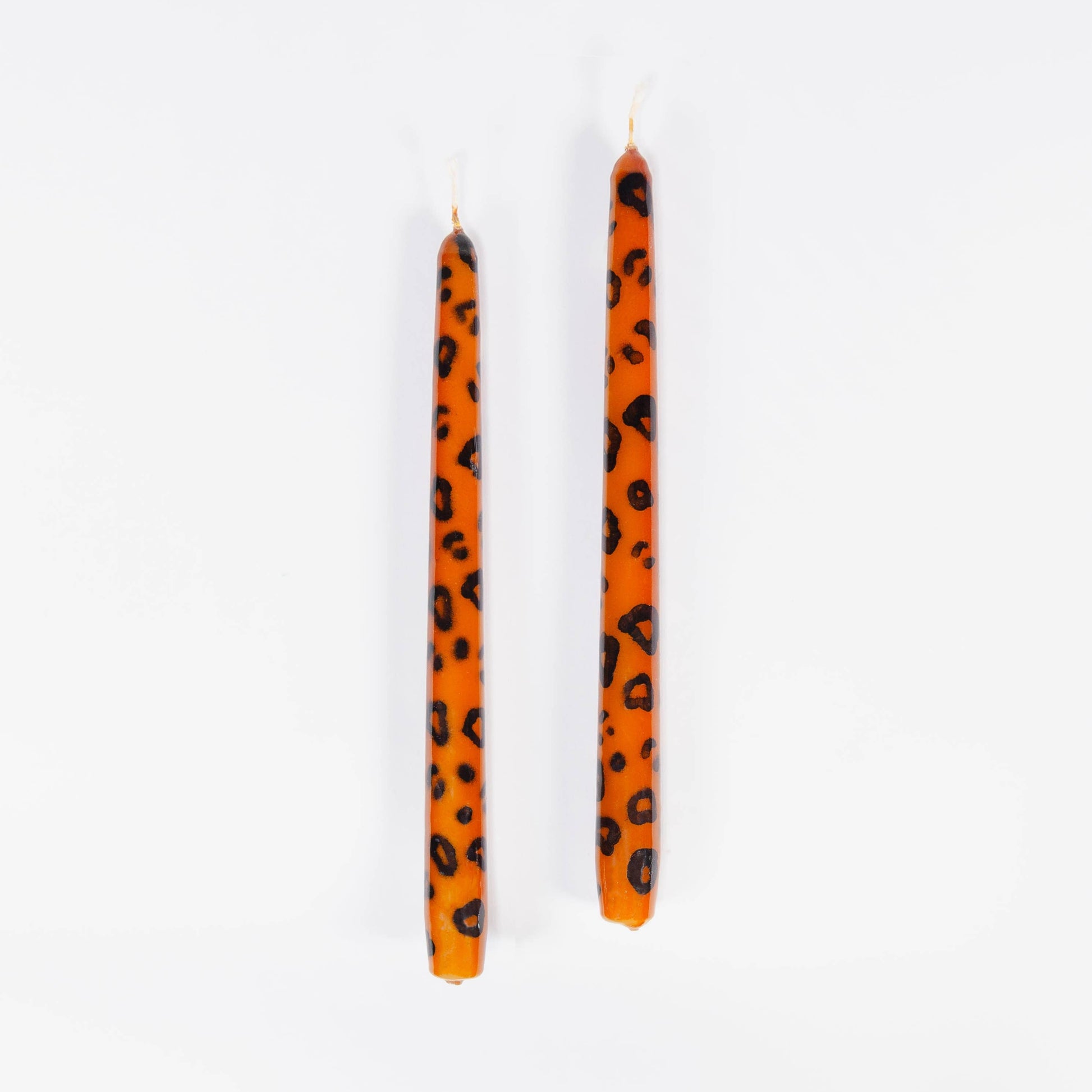 Lot de 2 bougies léopard, orange | BETTINA JANE