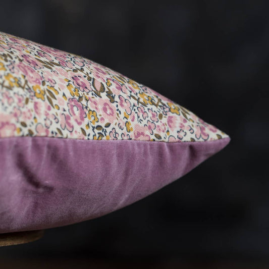 Coussin à fleurs