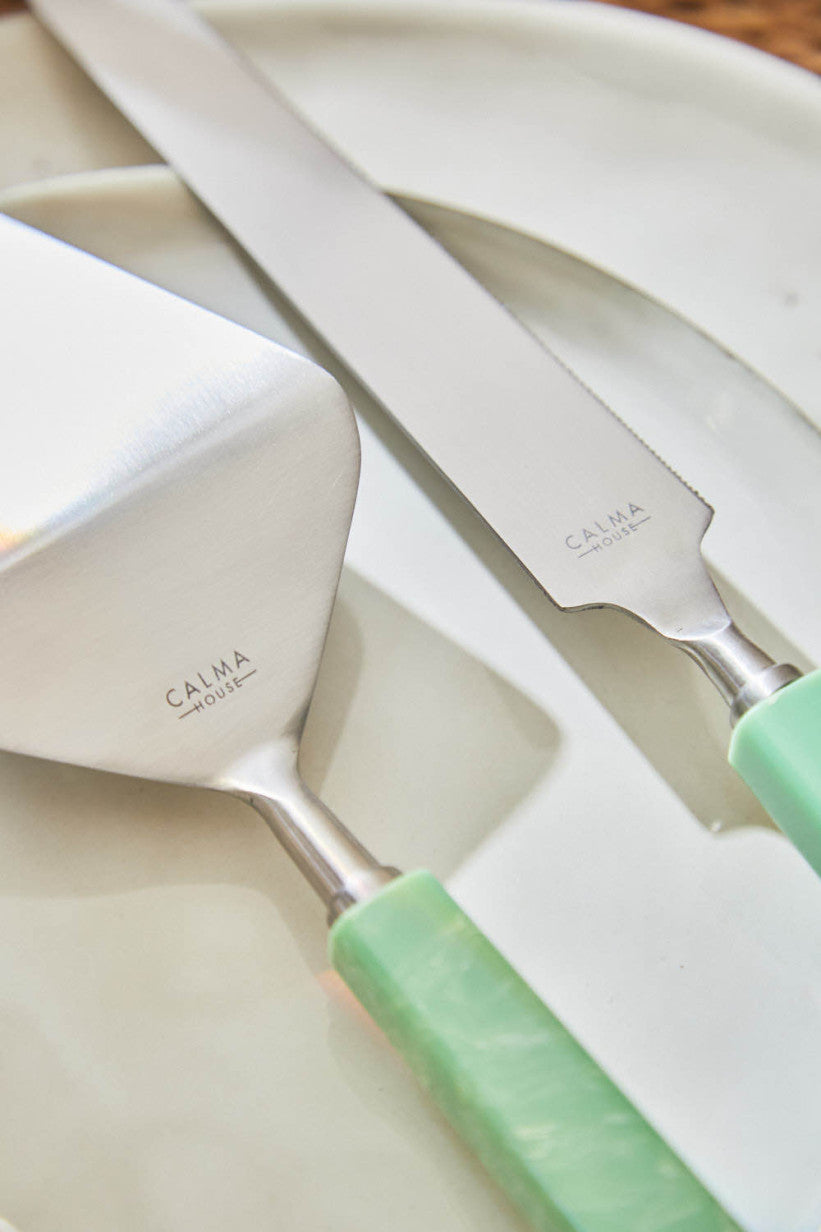 Couverts de service pour tarte