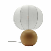 Lampe BOULE de OPJET PARIS, en poterie beige et abat-jour en coton blanc.