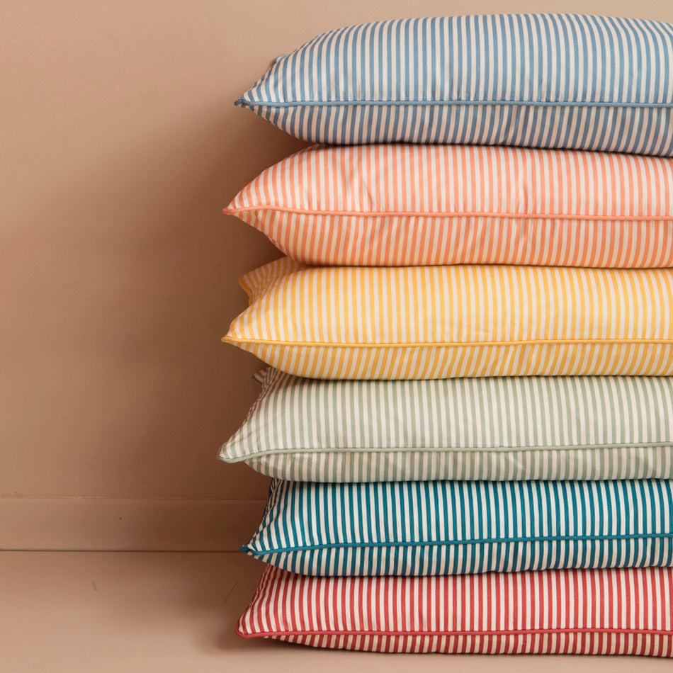 Coussin à rayures - 50 x 70 cm