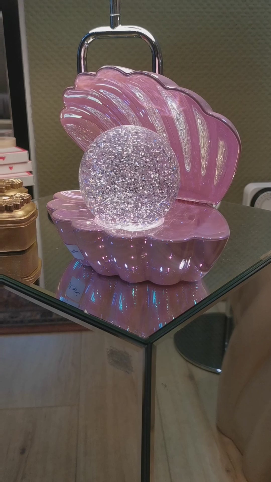 Charger la vidéo : Lampe COKI – rose